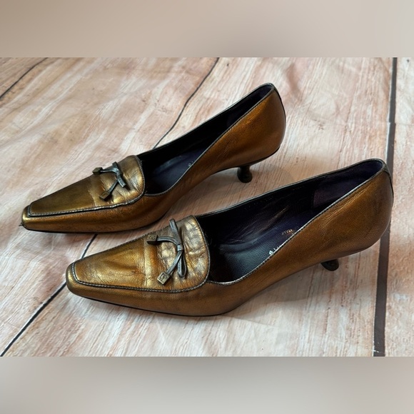 Donald J Pliner 6.5M “Matea” Bronze Metallic Kitten Heels Made Italy - Picture 3 of 9